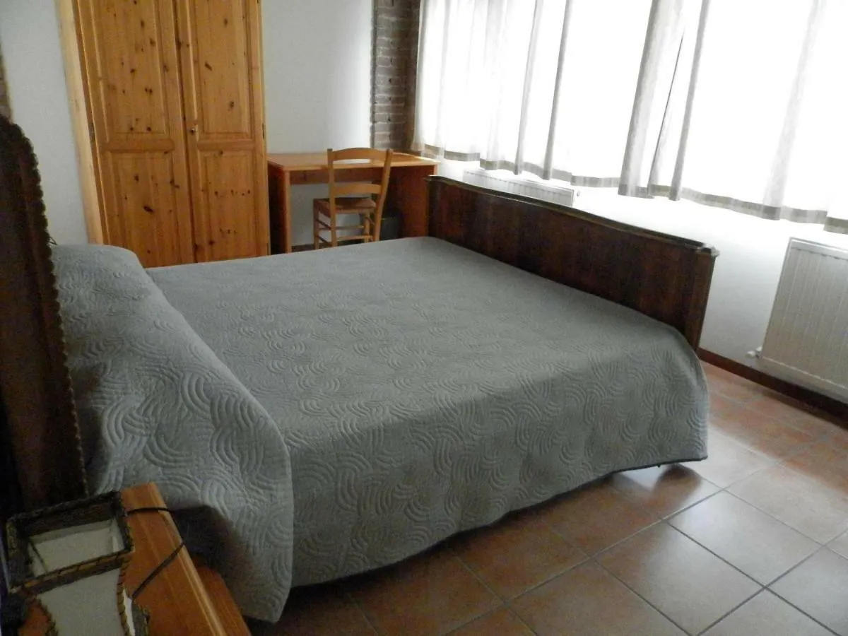 Hostal Ostello Il Gruccione Vigoleno